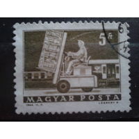 Венгрия 1964 разгрузка почты, погрузчик