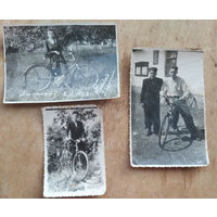 Три фото с велосипедами. 1950-е. 8х11 и 6х9. Цена за все.