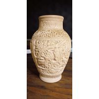 Старинная ваза