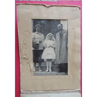 Фото "Эмигранты из Беларуси в Канаде", 1920-1930-е гг. (14*10 см без паспарту)