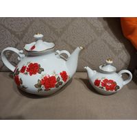 Два фарфоровых чайника СССР
