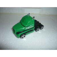 Модель авто. Седельный тягач Green Truck Yambao. HotWheels.