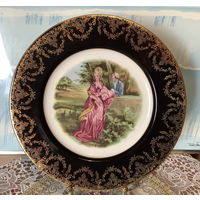 Тарелка коллекционная Дама в Малиновом Англия винтаж 26,5 см