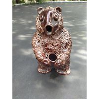 Статуэтка медведь . Ивенец. Обливная керамика.