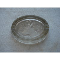 Пепельница "Олень", белое прозрачное стекло. Стеклозавод "Неман", 30-е годы прошлого столетия.