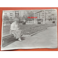 Минск. Фото перед зданием Аэропорта на ул.Чкалова. 1960-70-е. 12х17 см