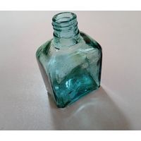 Бутылочка. Сине-зеленое стекло. Два клейма.