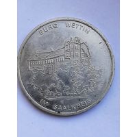 Медаль Medaille burg wettin im saal kreis ГДР.