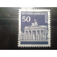 Берлин 1966 стандарт Бранденбургские ворота 50пф Михель-0,5 евро гаш.