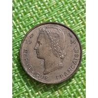 Французская Западная Африка 5 франков 1956 год. Песчаная Газель.