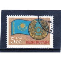 Казахстан. Mi:KZ 17. День республики. Флаг и герб Казахстана. 1992.