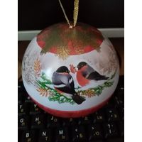 Шар Снегири ёлочный сувенирный 10,5 см жесть шкатулка Новогодняя коллекция
