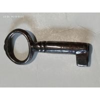 Старинный ключ. XIX век . Длина 36 мм.