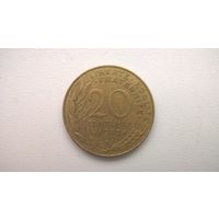 Франция 20 сантимов, 1983г. (D-84)