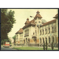 Почтовая карточка " Полтава. Краеведческий музей" (маркированная)