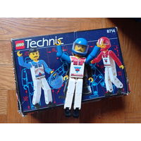 LEGO Техник, набор c фигуркой Техника. Аж 1993 год. Большая редкость, с коробкой.
