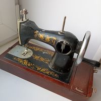 Мини швейная машинка из USSR,с 2- х руб.без М.Ц