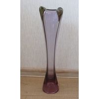 Все лоты с рубля.Большая интерьерная ваза,цветное стекло,Чехословакия,h-42 см.
