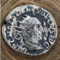 Денарий. Antoninianus-Траяна Деция(249 н.э. Group I, Rome)Дачия, надев халат до пола-держит скипетр 4,53гр.21,7мм.