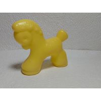 Ретро-игрушка "Жёлтая лошадка"(пластмасса)-СССР,70-е годы