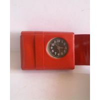 Луч - мини часы будильник СССР электронно-механические дорожные в чехле