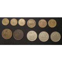 11 монет СССР 1 копейка 1985,1988,1990 2 копейки 1990,1989,1985 3 копейки 1990,1989 20 копеек 1982,1981,1961
