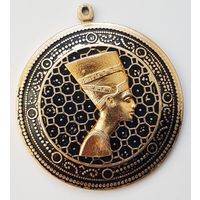 Крупный кулон. Нефертити. 70-е годы, СССР
