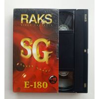 Видеокассета RAKS с записью.