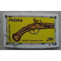 Польша оружие пистолет 1981 гашеная