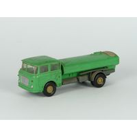 081 - Skoda 706 Tankwagen 1/87 HO Permot DDR