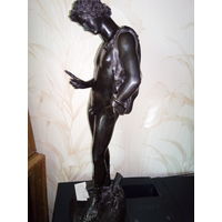 Скульптура "Нарцисс". Патинированная бронза.Автор каста Duret Francisgue -Joseph(1804-1865)