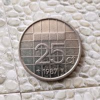 25 центов 1987 года Нидерланды. Королева Беатрис.