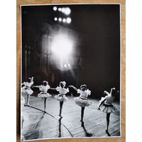 Тимур Гриб. Танец. Конец 1980-х. Авторское художественное фото. 21х30 см