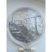 Зеркало настольное СССР, на оборотной стороне фото улицы Минска , приблизительно 60-е +