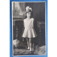 Фото девочки. 1931 г. 8х13 см